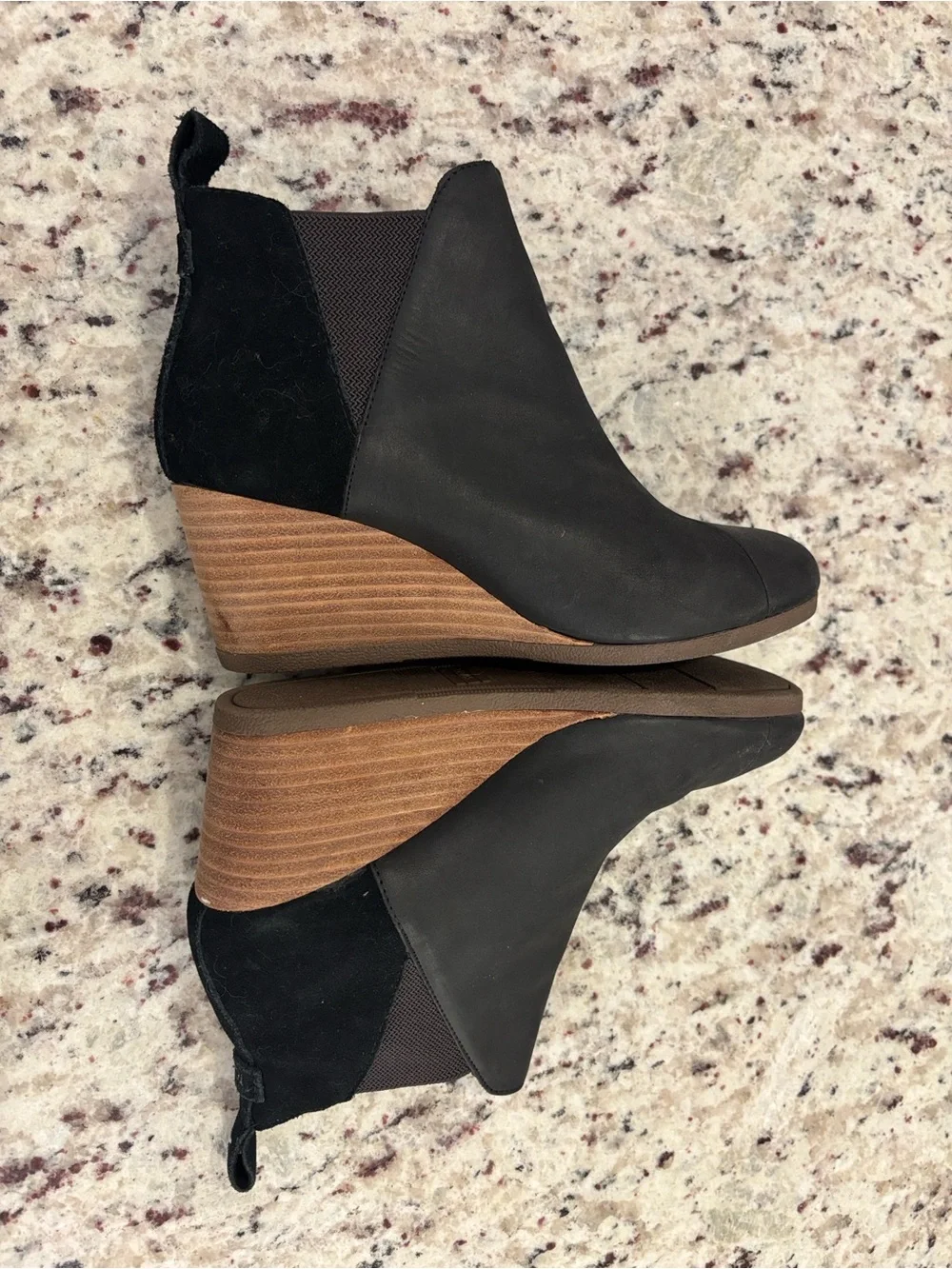 Toms nwot kelsey